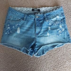 Lacy jean shorts size 10
